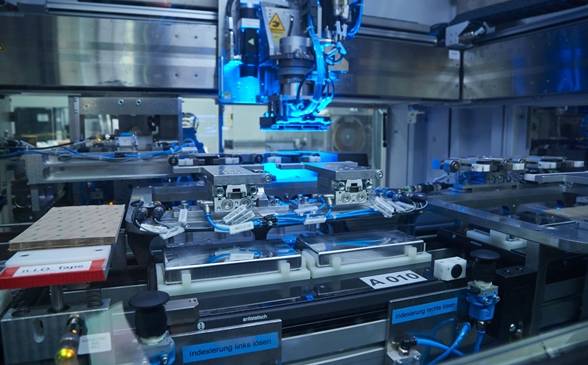 走進(jìn)工廠 德國(guó)寶馬電池和電機(jī)工廠 內(nèi)含精彩視頻